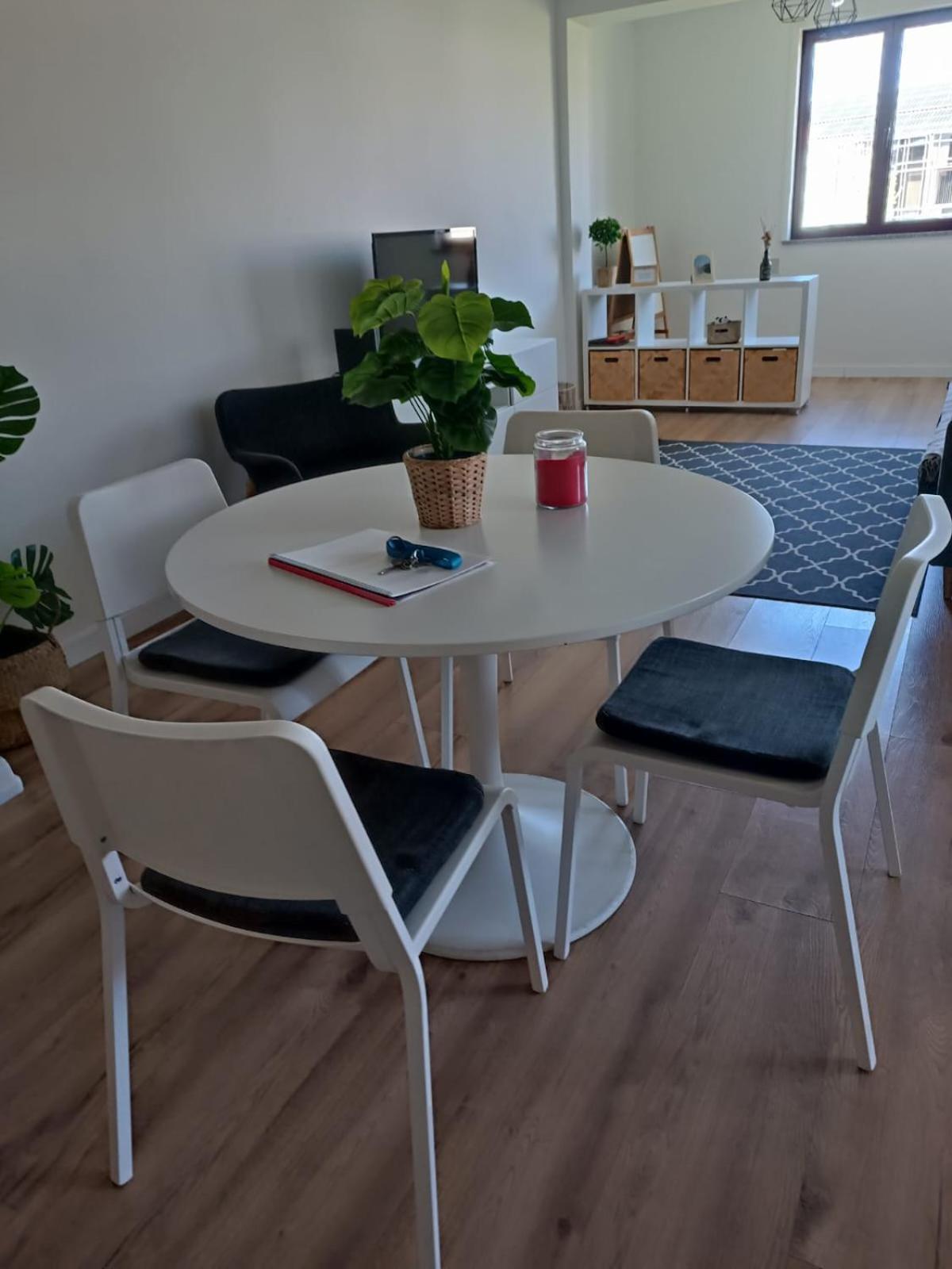 Amalia Rodrigues -Apartamento Com 3 Quartos Em Pleno Coracao De Ilhavo Exterior photo